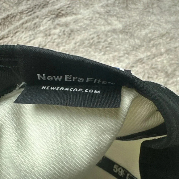 New York Yankee Hat White 7 3/4 59 Fifty New Era Genuine Merchandise Big Words - Picture 12 of 16